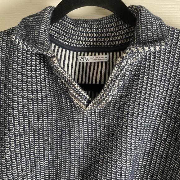 Zara Woman’s knitted polo shirt Size medium - Picture 4 of 9